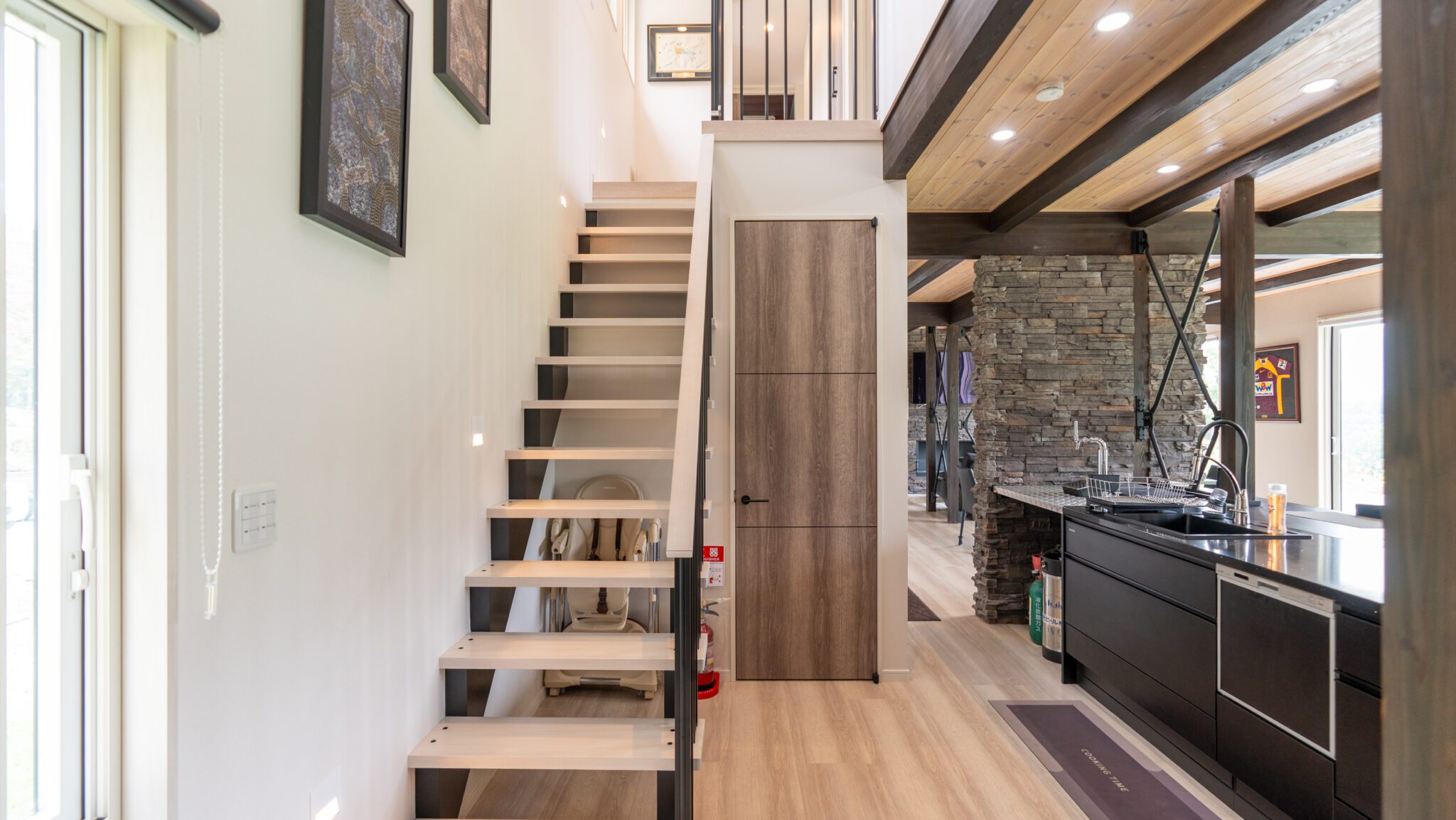 Hakuba Chalet Accommodation KIBEJE Hakuba - stairs