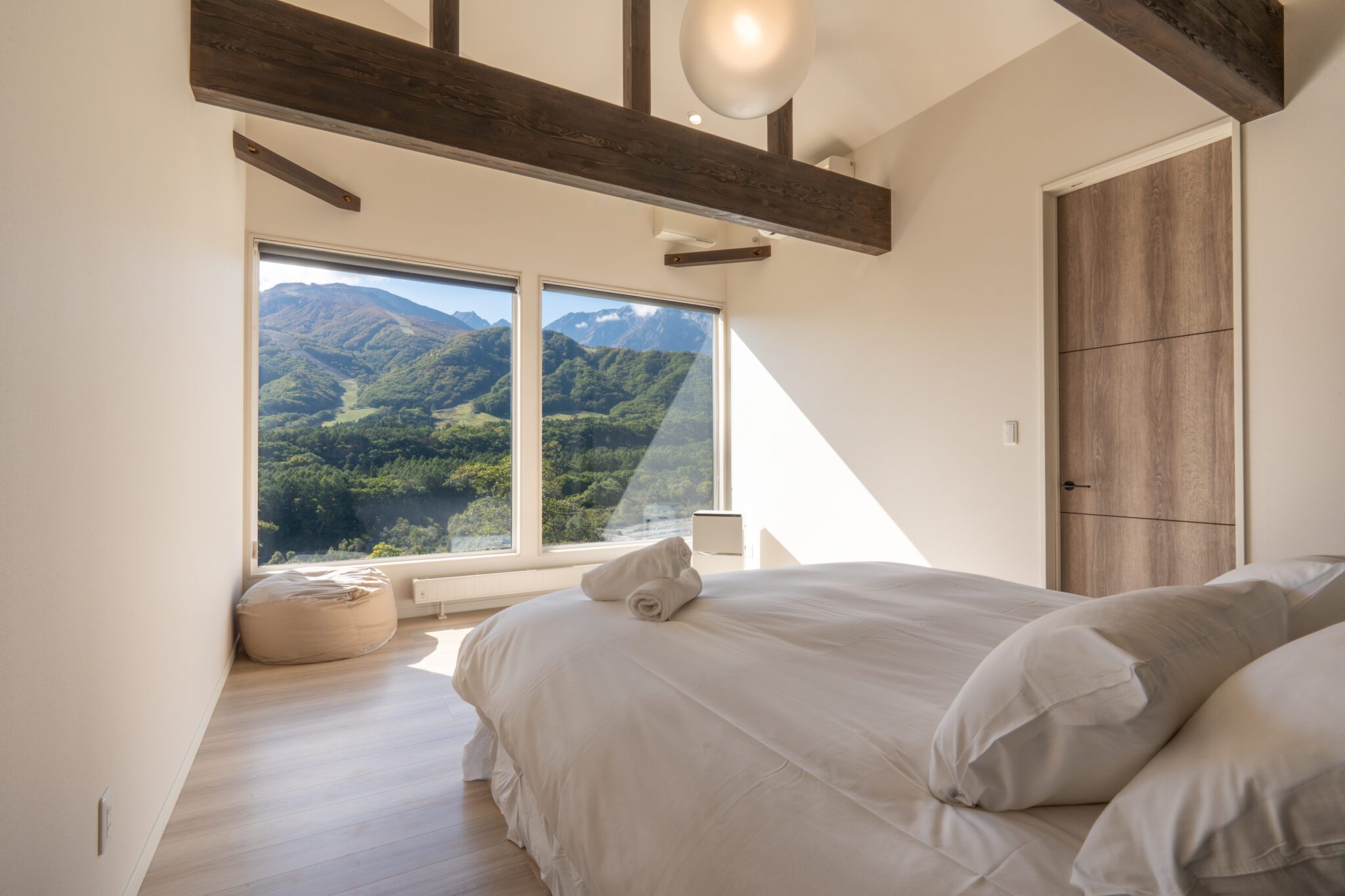 Kibeje Hakuba King Room