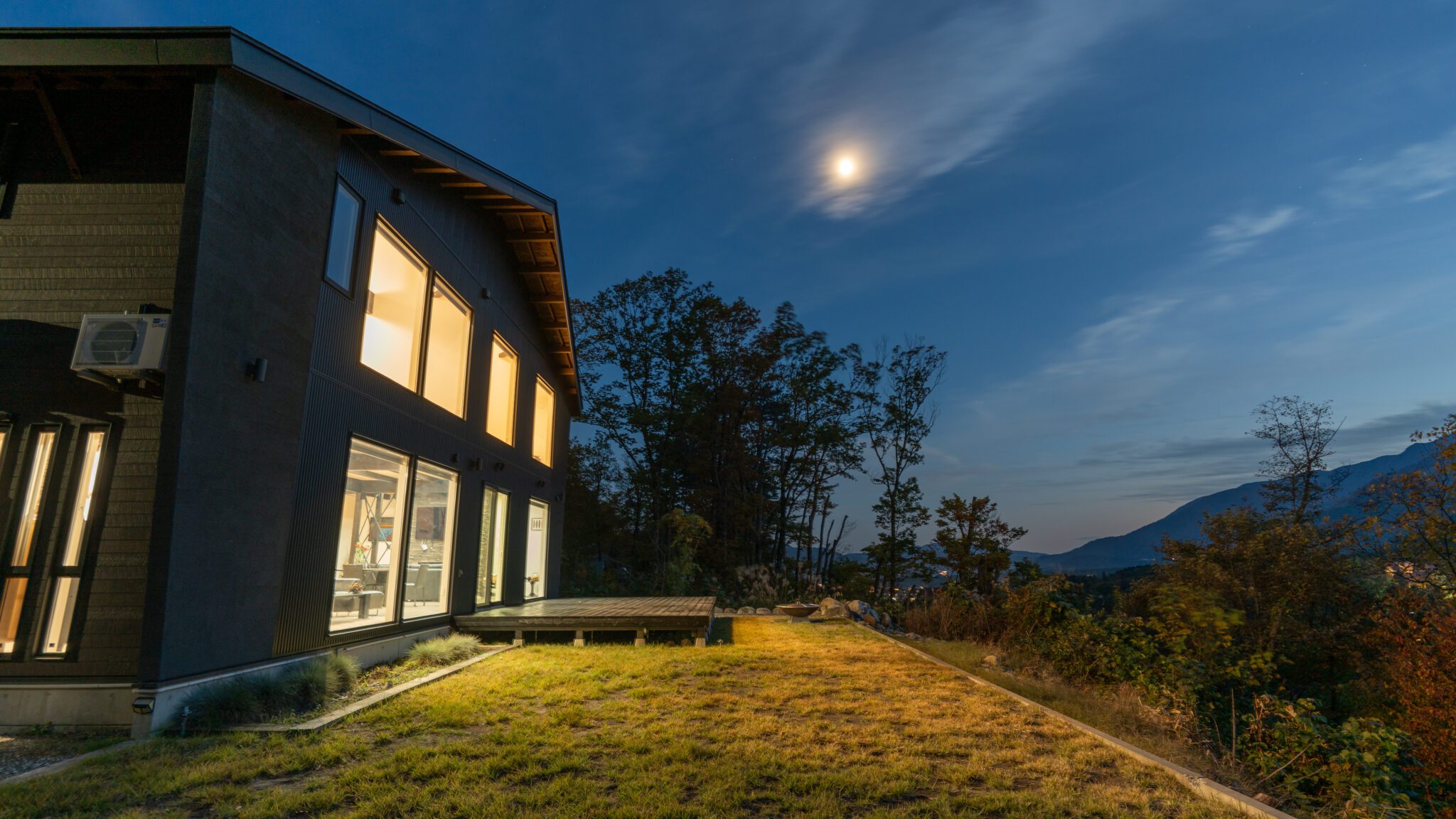 Kibeje Hakuba Back Deck Night Time