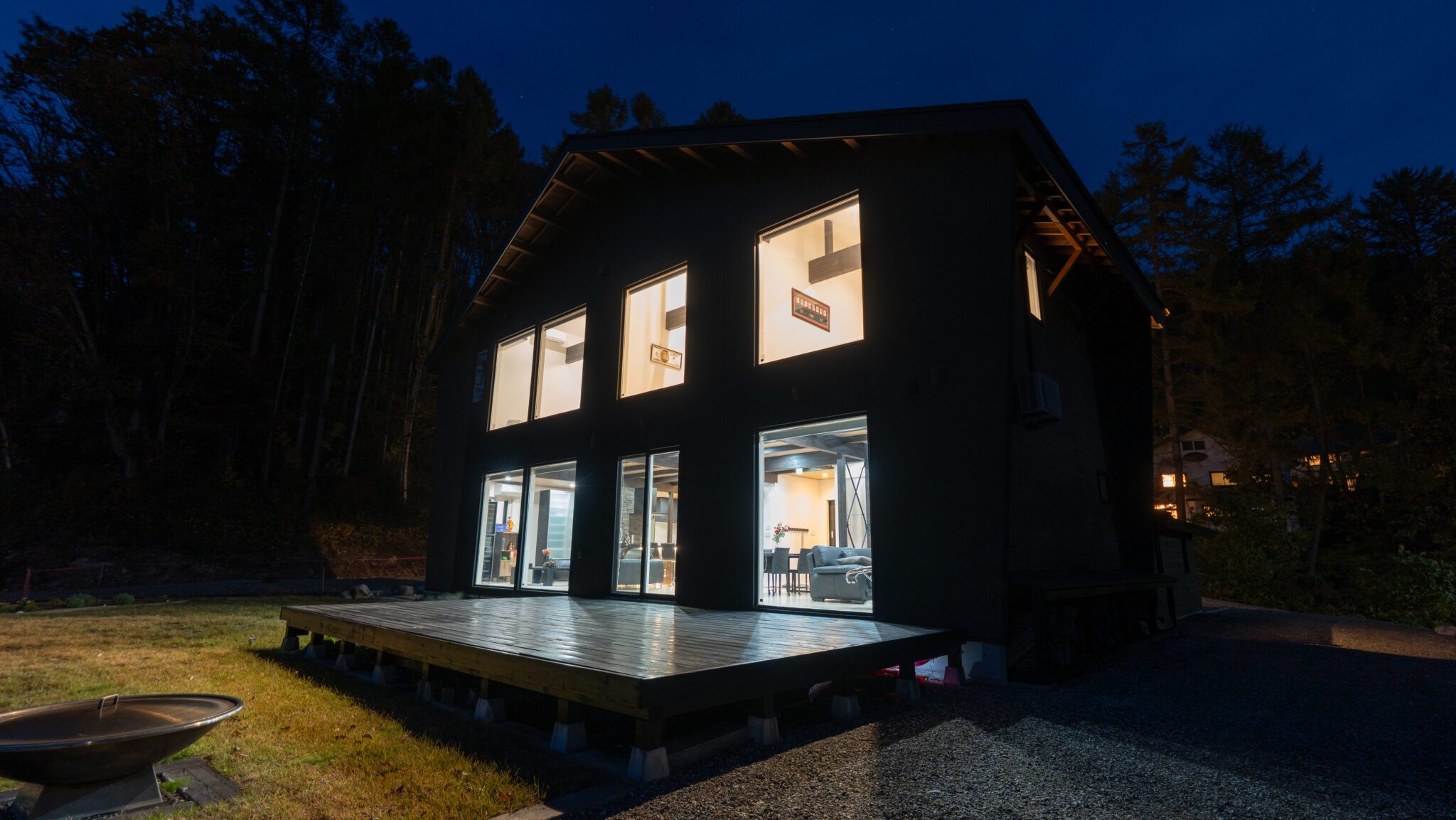 Kibeje Hakuba Back Deck Night View