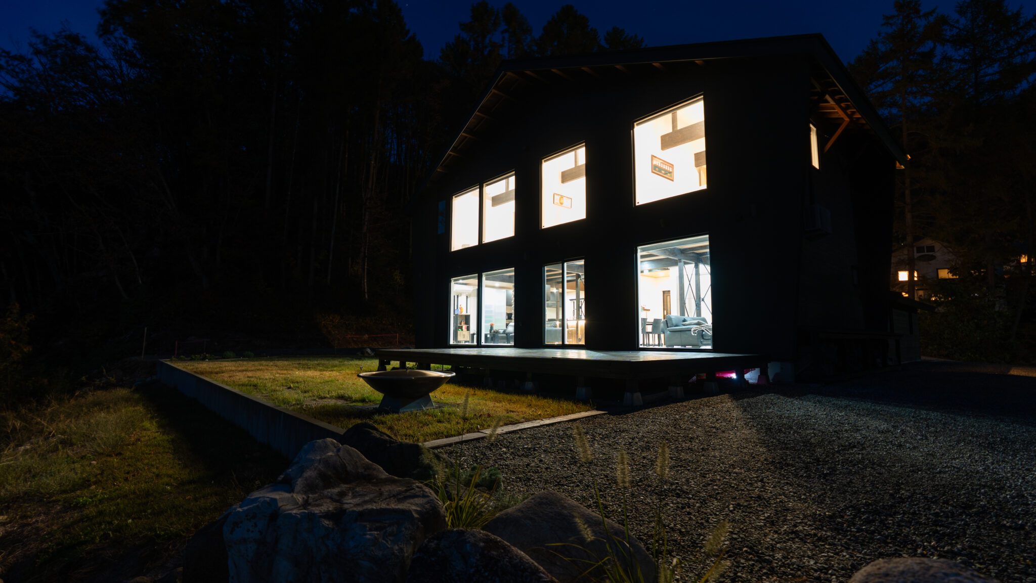 Kibeje Hakuba Back Deck Night View