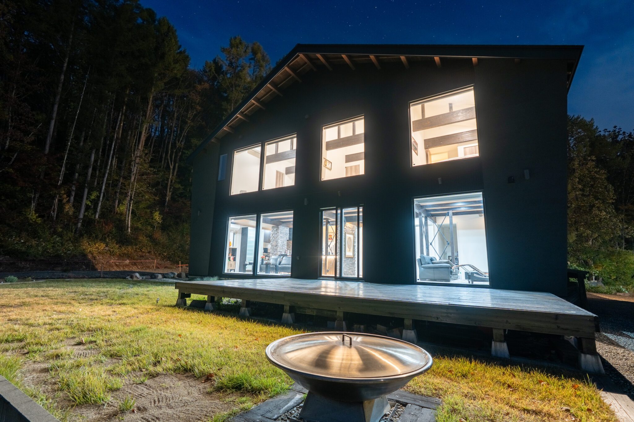 Kibeje Hakuba Night View Deck and Yard